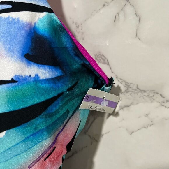 LA BLANCA Prism One Shoulder One Piece Swimsuit - Picture 3 of 9